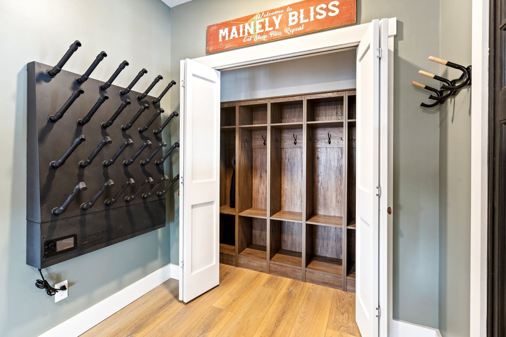 Blissful Getaways luxury home — photo 24